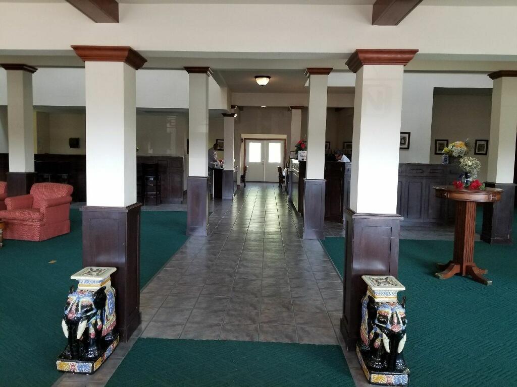 Nirvana Inn & Grill Ellensburg Eksteriør bilde